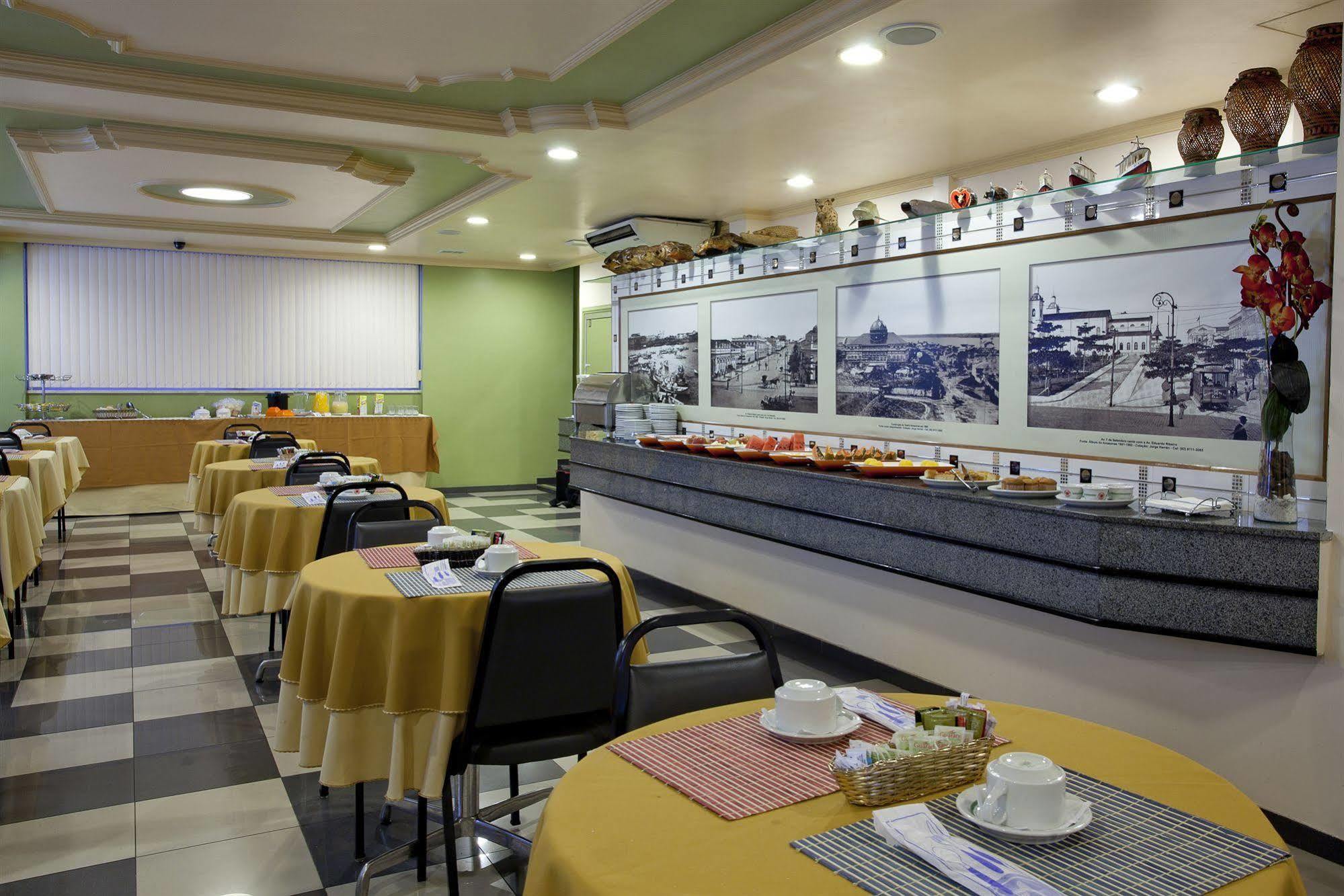 Lider Hotel มาเนาส์ ภายนอก รูปภาพ